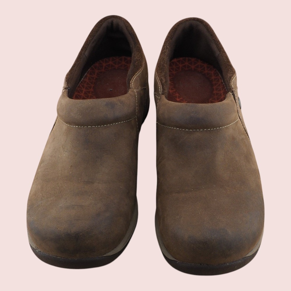 Dansko Patti Womens Brown Nubuck Waterproof Clog Mules Shoes Vibram Sole EU 40